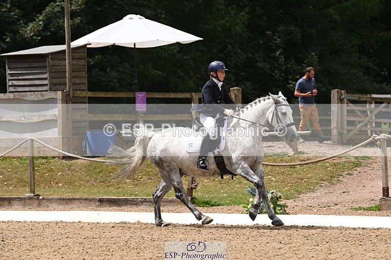 250720A-123140-10332 - 022-Vanessa.Capps-Catch.the.Moment