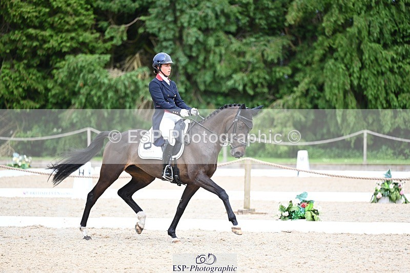 240524-155922-10664 - 540-OPPOSITION_HERALDIK_GIRL-Kirsty_Chabert