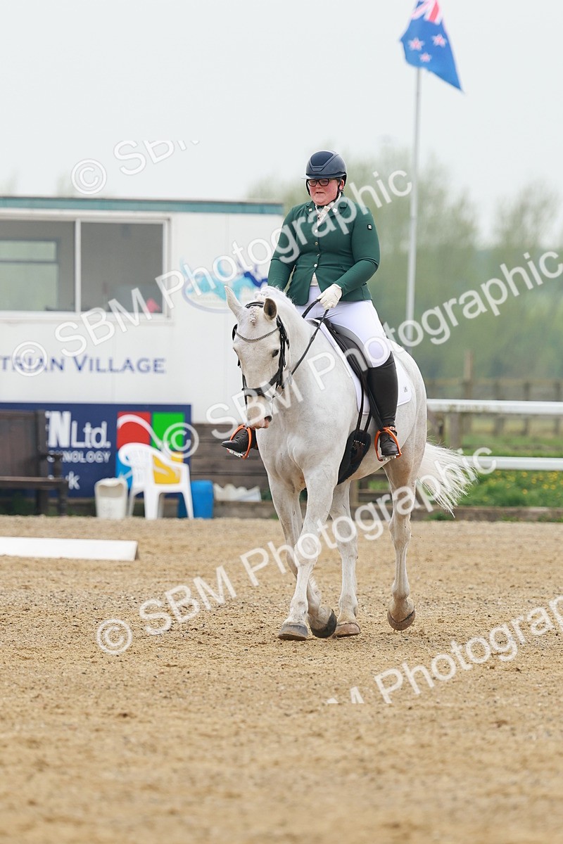 Canon EOS R3_000114 - Class 4 - P5