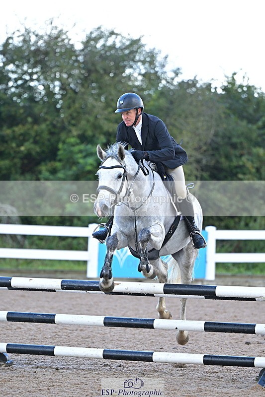 240912A-102431-01001 - Cls 8 Snr British Novice and 90cm Open