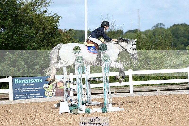 230716A-092337-02110 - Class 30 Children On Horses 1.05m