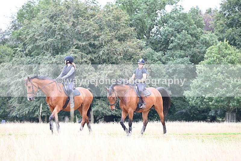 DSC_6625 - Time at Statue 12:45 to 13:15