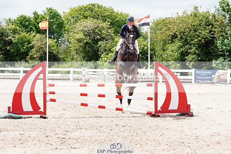 250525-121738-09387 - Cls 33 A&B Snr Disc & 1.00m Open