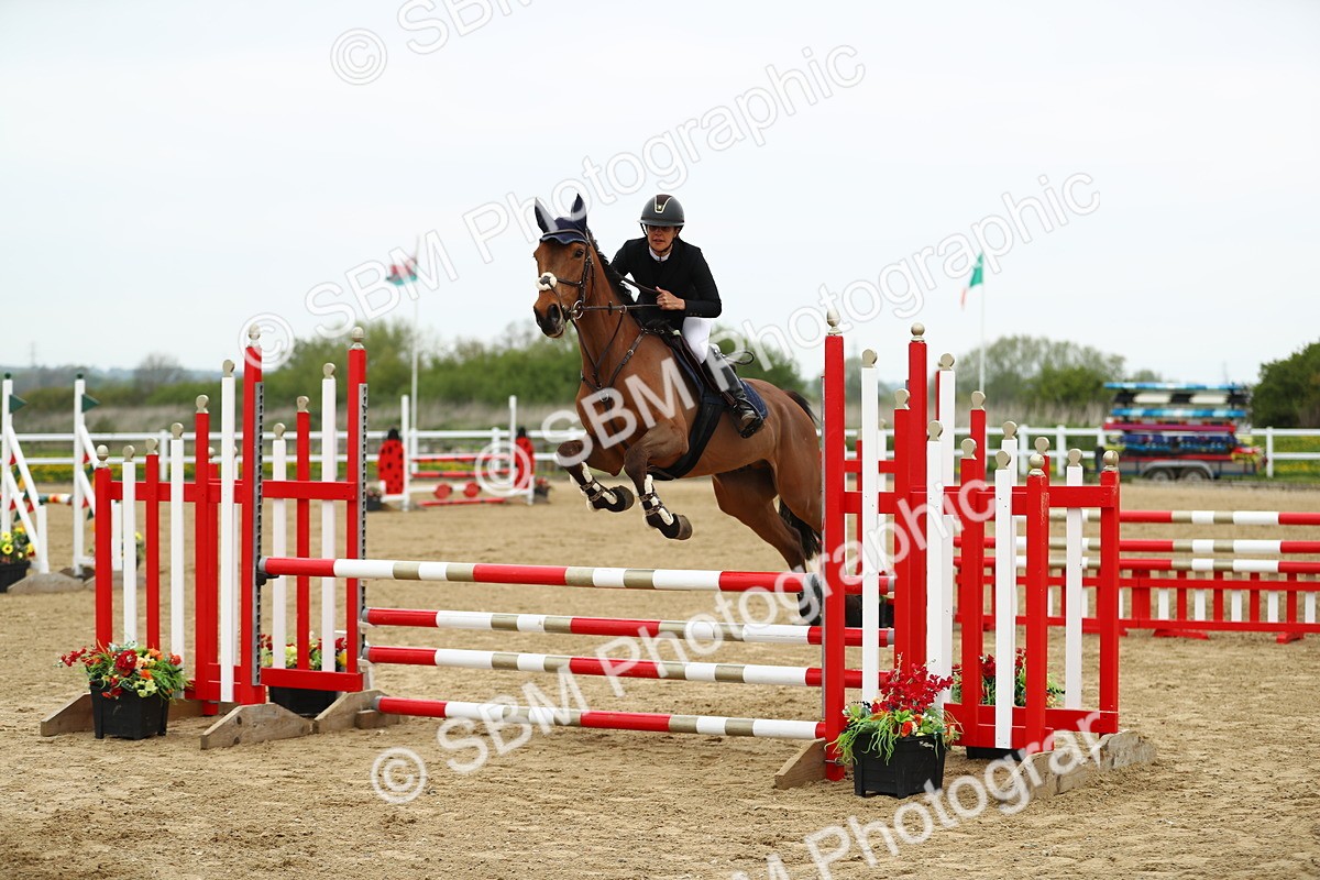 SBM_000319 - Class 2 - Senior British Novice 90cm
