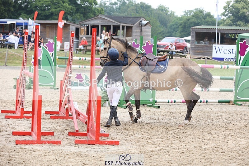 230618-101158-10010 - Cls 19 Pony Intro 1m