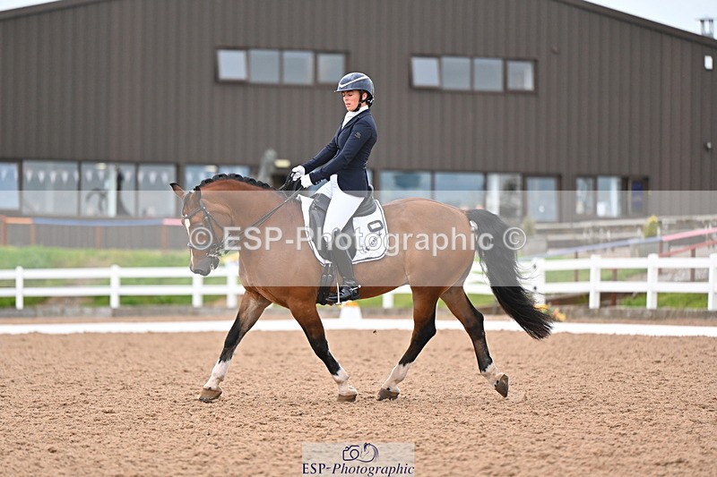 240817A-164750-10602 - 267-Jane.Hendy-Cefnbangor.Rob.Roy