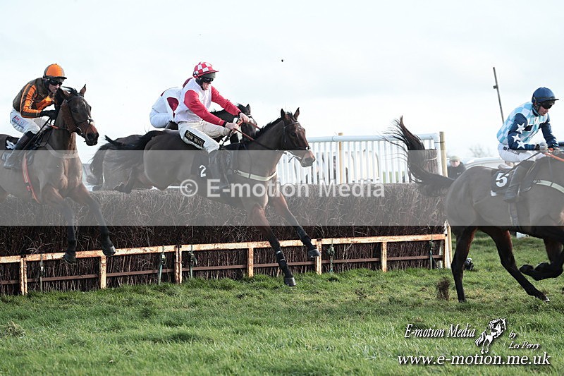PtP 141225  1854 - New Forest Hounds PtP Larkhill 14/12/25