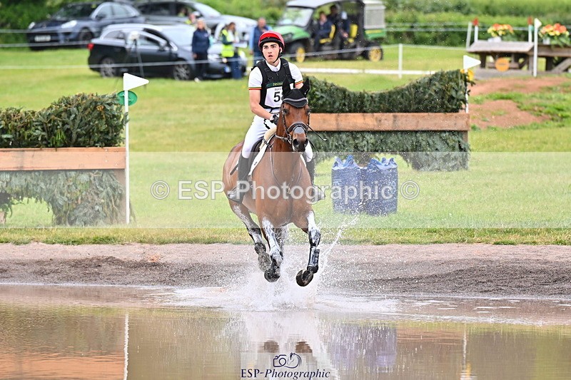 250524A-102915-09008 - A-058-Baptiste.Dehoorne-FAST.AND.DEVIL