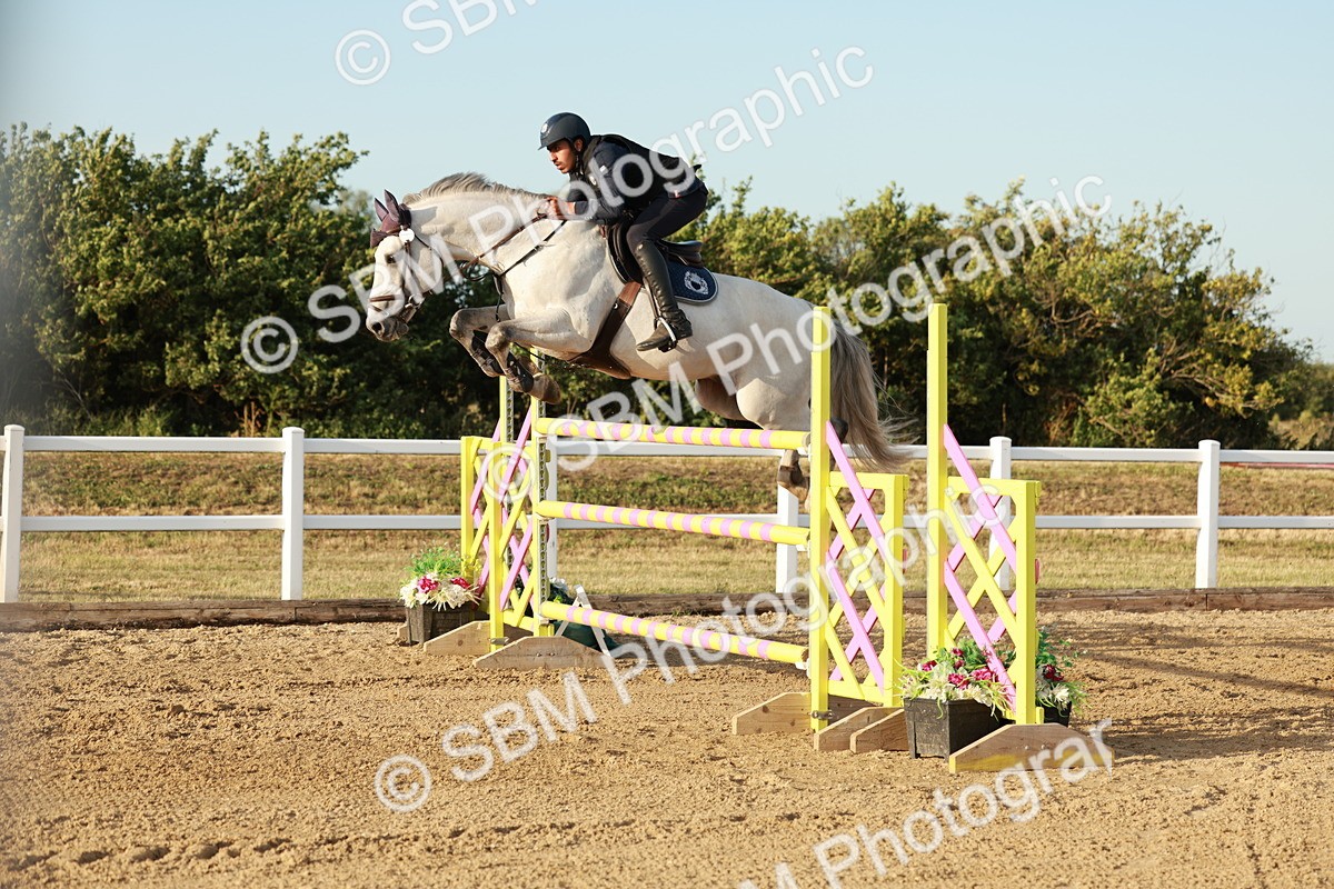 SBM_009101 - Class 6 - National 1.30m 1.40m Open Handicap