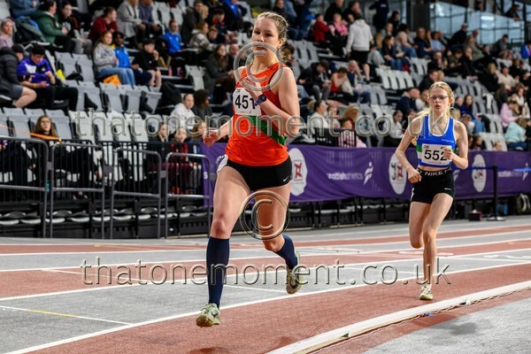 AgeInd25SAT-918932 - Track Female Set One