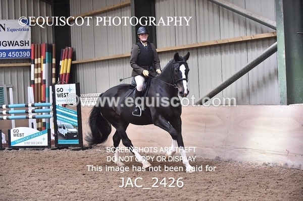 JAC_2426 - CLASS 3 Intermediate Working Hunter