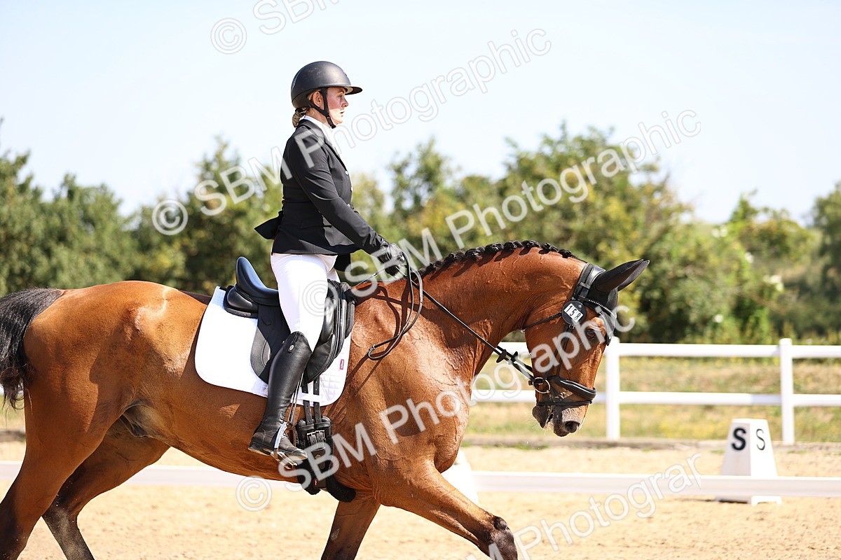 SBM_009440 - Novice 5 - 9.50-10.53