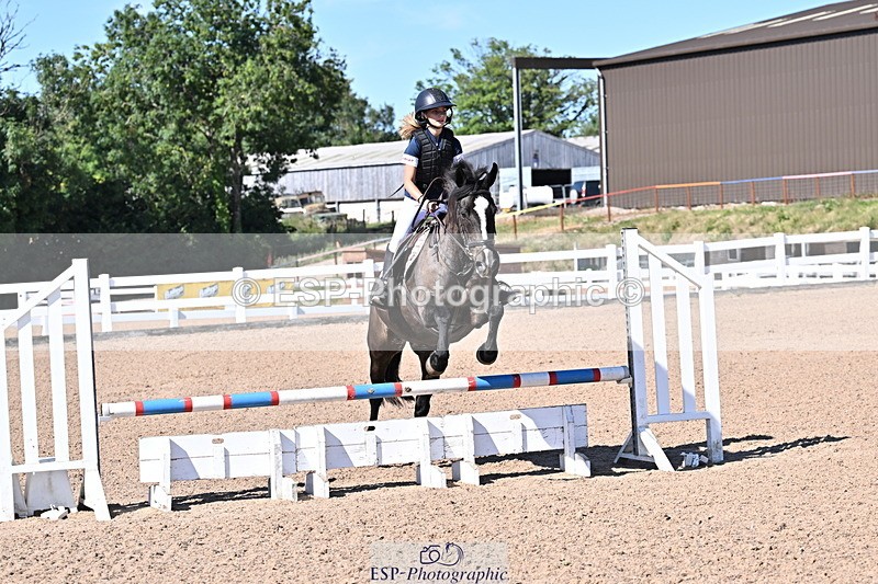 250708A-170523-00187 - 70cm Classes