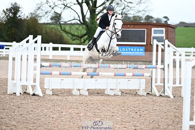 231118A-105452-01568 - Cls 5 Discovery & 90cm Open