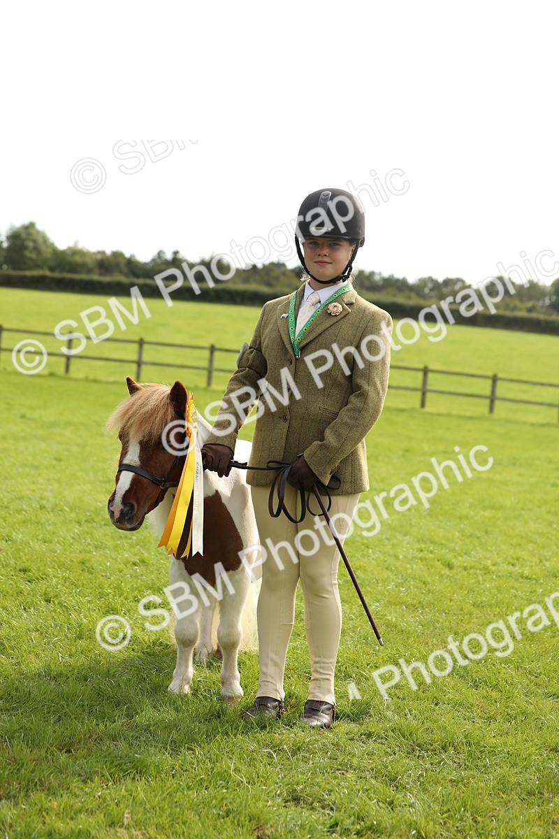 SBM_68747 - S40 - Junior Handler 9-12 Years