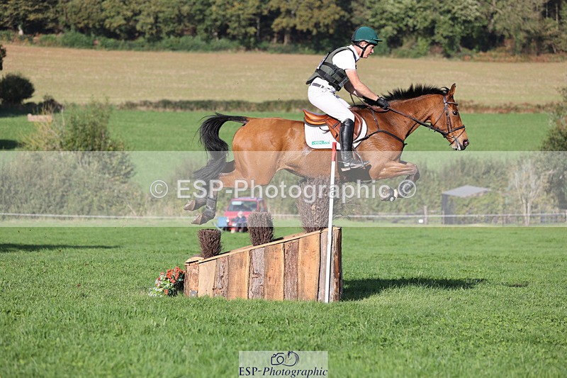 241025-144223-09138 - 233-Padraig.Mccarthy-LADY.OPHELIA