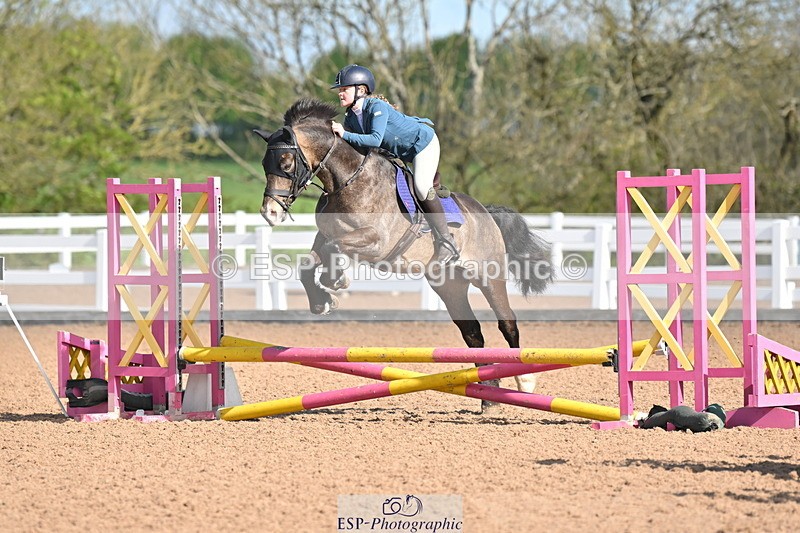 240504A-092322-00108 - Cls 11 Clear Round 50cm