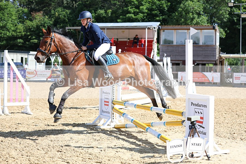 3E7A2486 - Class 2: 70cm Juniors and Seniors