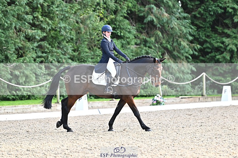 241023-163831-00998 - 018-Alice.Robinson-DERRYS.DIAMOND.CAVALIER