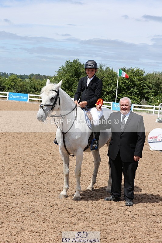 240629A-113637-04590 - Cls 17 Discovery and 90cm Open