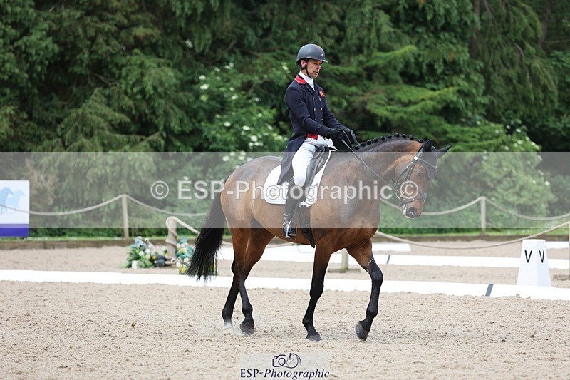 240524-101512-07351 - 260-WATERVALLEY_ROYAL_GUY-Harry_Meade