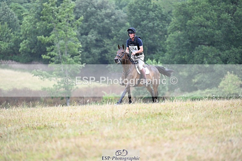 250803A-131419-13603 - M-574-William.Fox-Pitt-JABBEKA