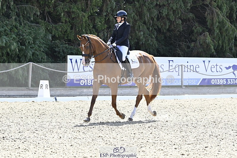 250810A-114240-05487 - 113-Stacey.EscrigJOIE.DE.VIVRE.III