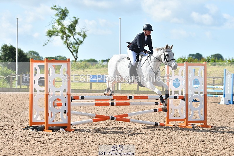 240609A-091407-03262 - Cls 15 Snr British Novice and 90cm Open