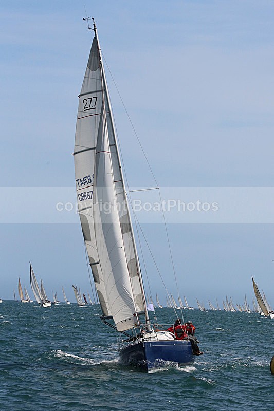 150627 GBR 8744T_E - ROUND THE ISLAND RACE - SATURDAY 27th JUNE 2015