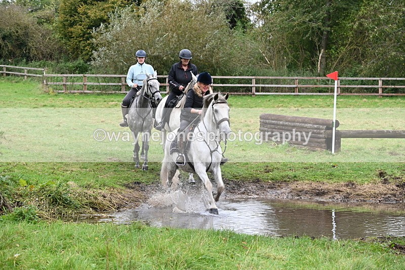 WJ6_6852 - Time at Photographer 13:06 to 13:23