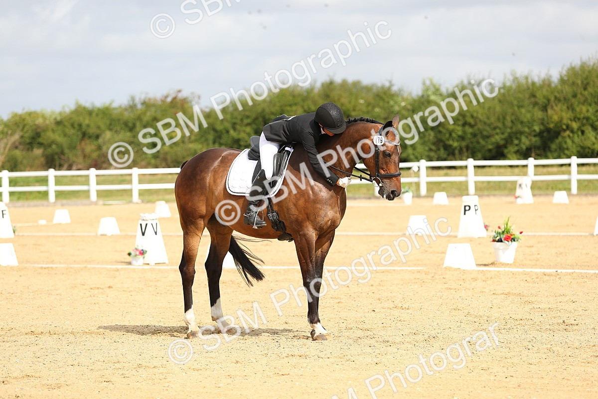 SBM_015678 - Class 13 - Novice 23 - 9.54-11.04