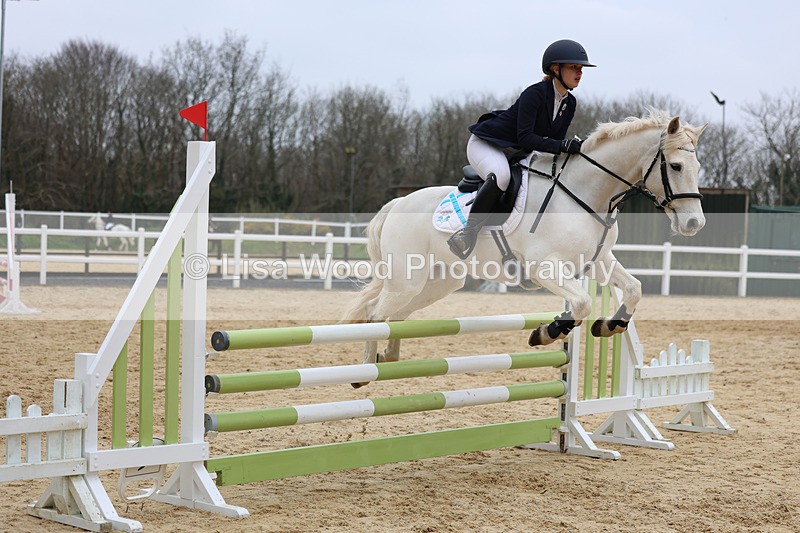 3E7A8359 - Class 13: Pony British Novice/80cm open