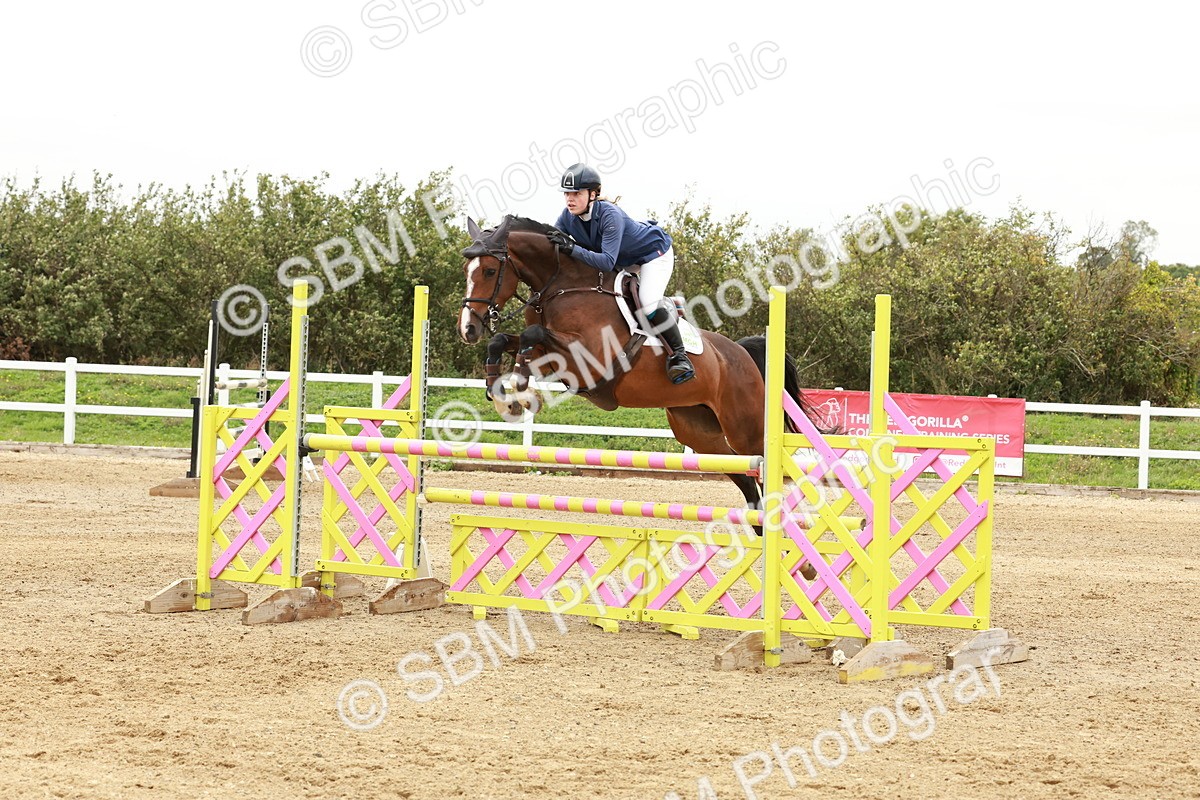 1I0A7832 - Class 4 - Senior Newcomers 1.10m