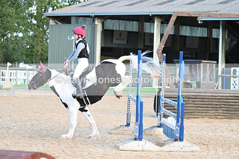 WJ7_7049 - Time 17:12 to 17:30