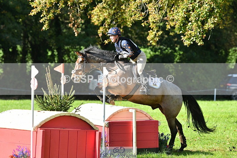 251025A-130653-19873 - F-463-Janine.Paterson