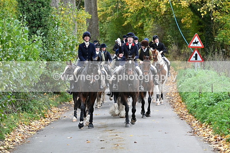 WJ7_7320 - Walk Home..