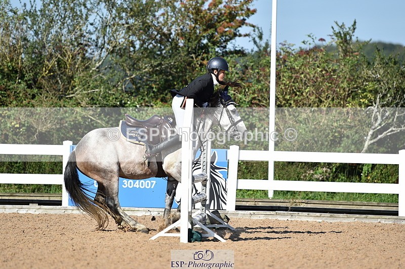 230903A-102500-03965 - Cls 18 Pony Brit Novice & 80cm Open