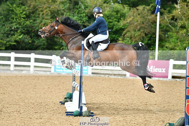 230813A-101947-11404 - Cls 40 A&B Senior Discovery & 1m Open