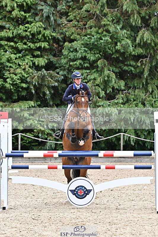 250524A-142214-12470 - D-460-Jenny.Caras-SOMMERSBY