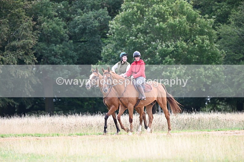 DSC_4046 - Time at Statue 09:50 to 11:09