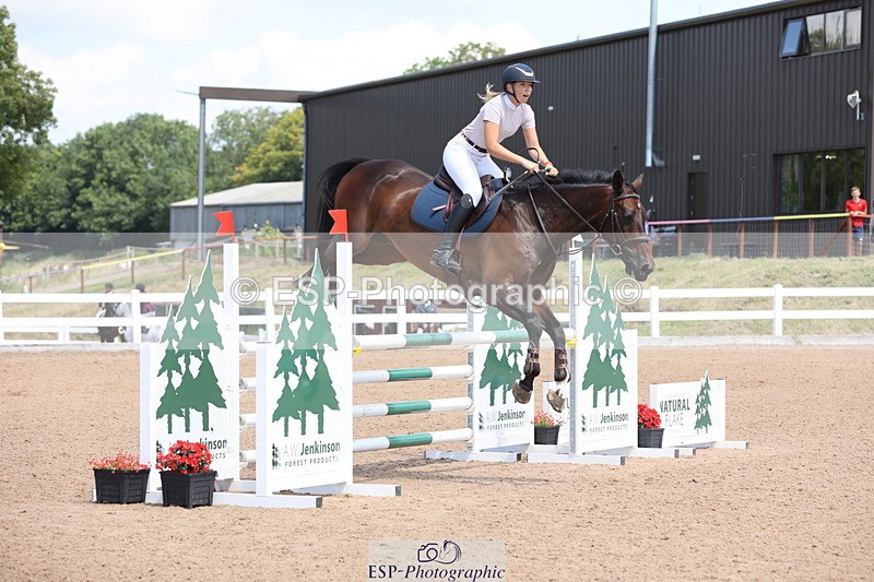 240718A-125111-05276 - Cls 9, 1 Star Bronze Tour 1.10m