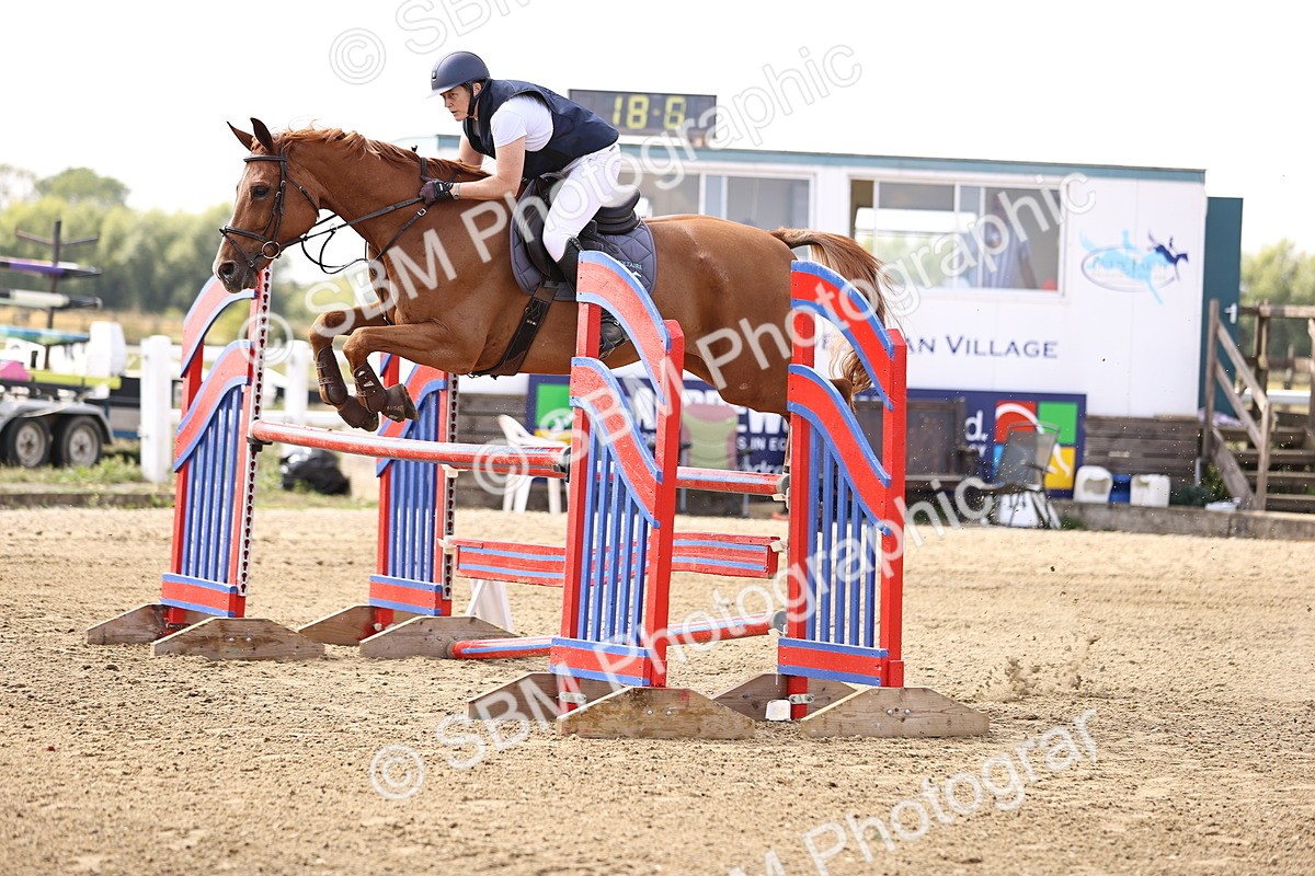 SBM_006610 - Class 12 - Amateur Championship Qualifier 1.05m