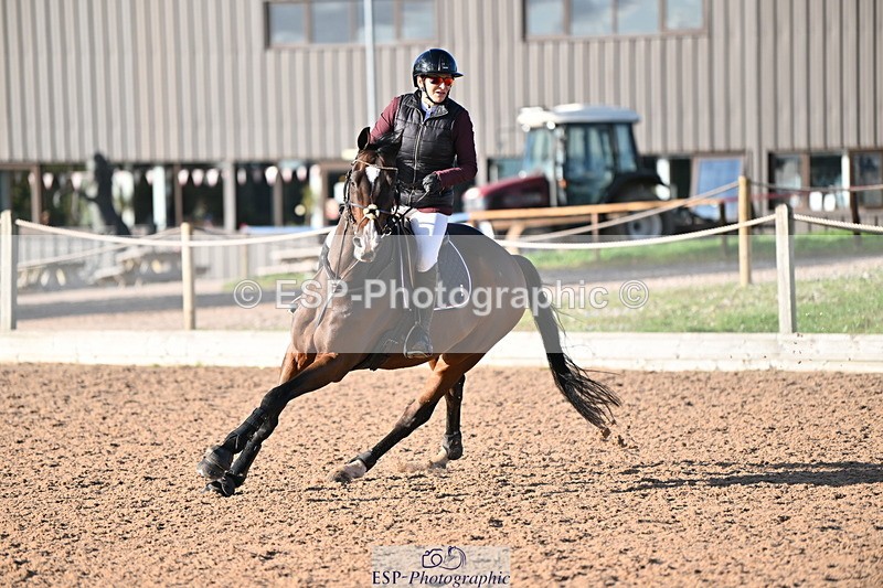 231014A-182143-06493 - Cls 21 National 1.30 & 1.40m Open