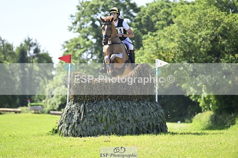 240525-100033-12021 - 311-CAMEE_DE_MUZE-Will_Rawlin