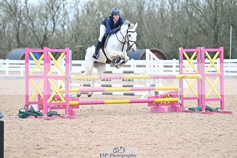 240128A-122509-00855 - Cls 4 Pony Newcomers and 1m Open