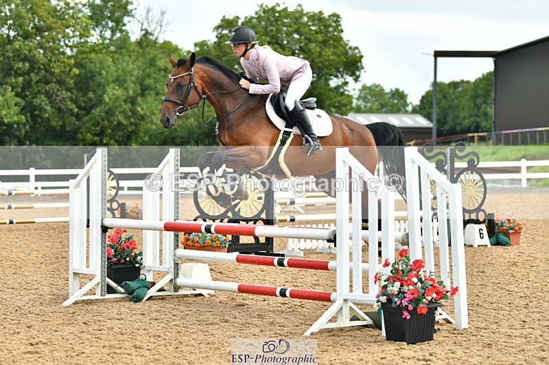 230813A-093113-11076 - Cls 39 A&B British Novice & 90cm Open