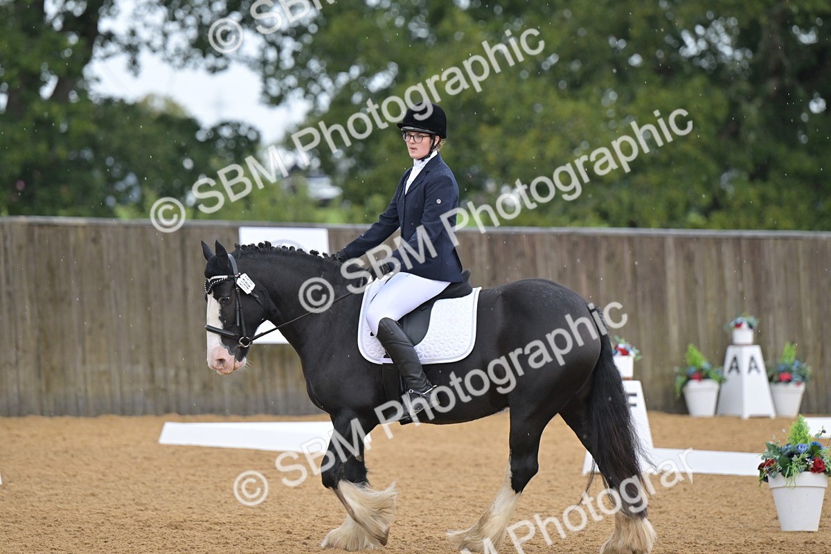 SBM_00551 - D2 - Small Tour Championship Intro 2