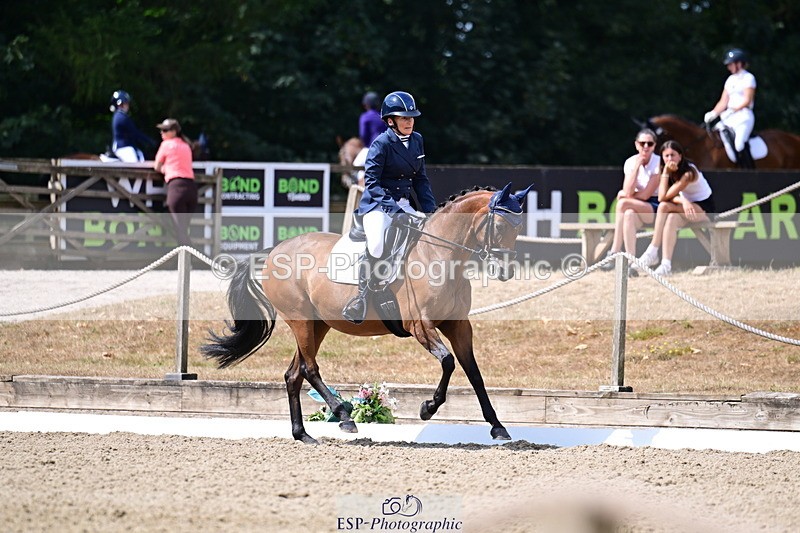 260802A-111602-05497 - Novice Silver break - break