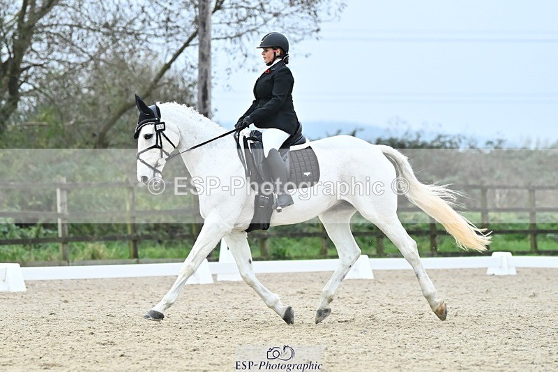 241103-154917-03242 - Novice 1 - 14.44 to 16.08