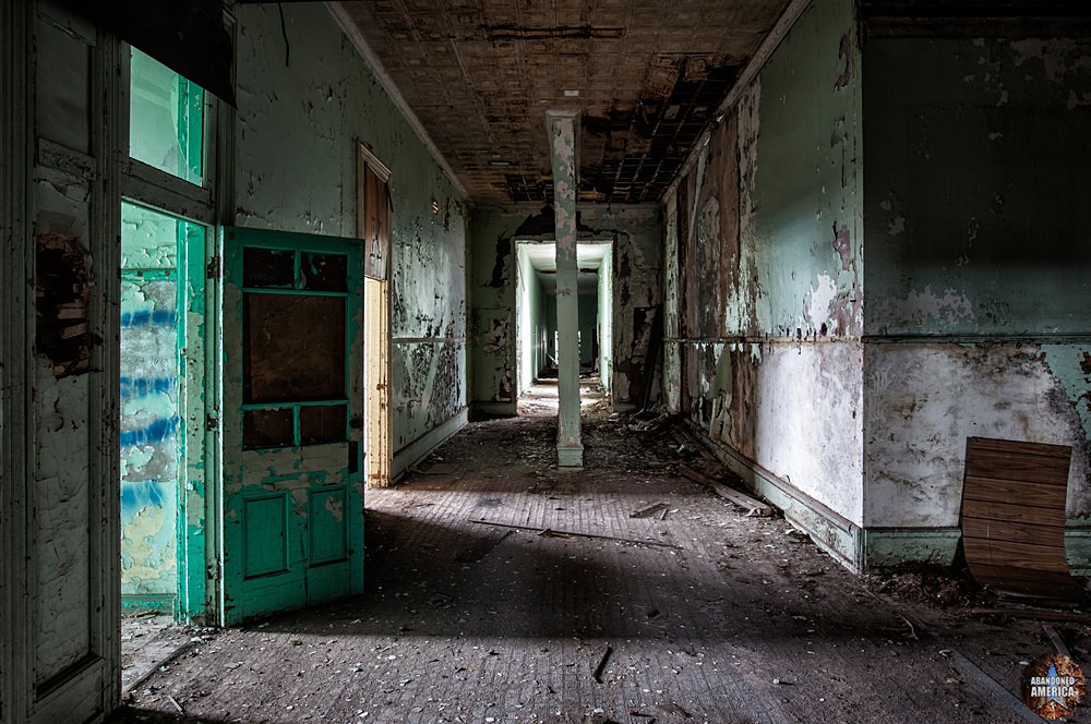  - Dismantling the Dream: The Closure of American Public Schools